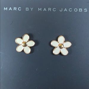 Marc by Marc Jacobs daisy studs NEVER WORN